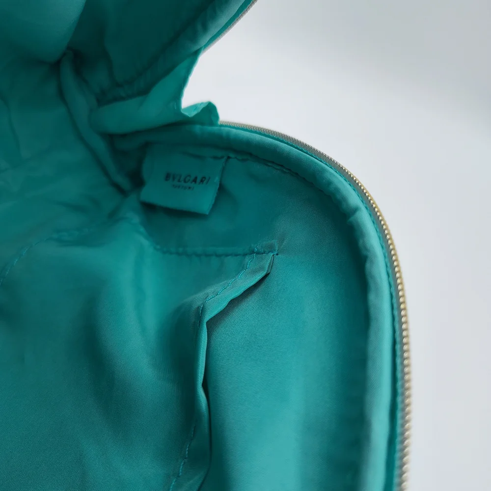 BVLGARI Green Tea Makeup Cosmetic Bag + Lotion Shampoo Conditioner Luxe GWP Set - Picture 11 of 13